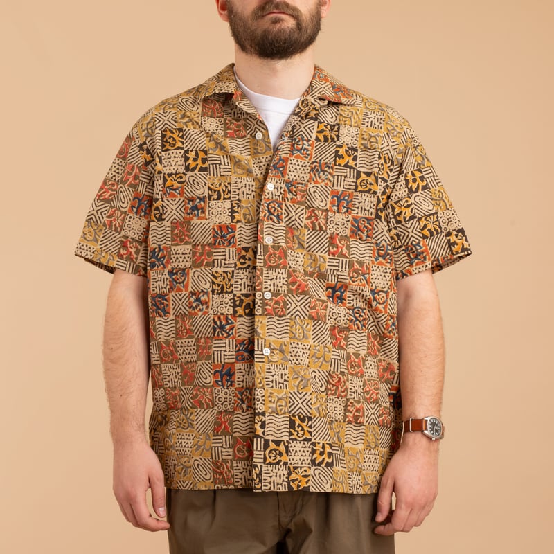 Open Collar Short Sleeve Shirt Block Print Square