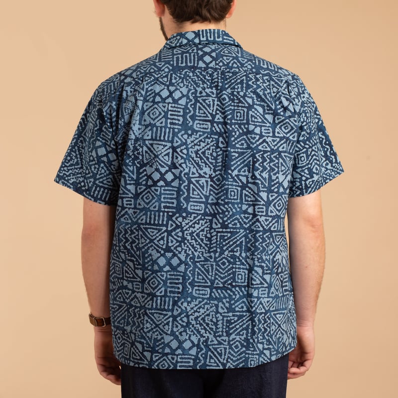 Open Collar S/S Shirt Batik Print