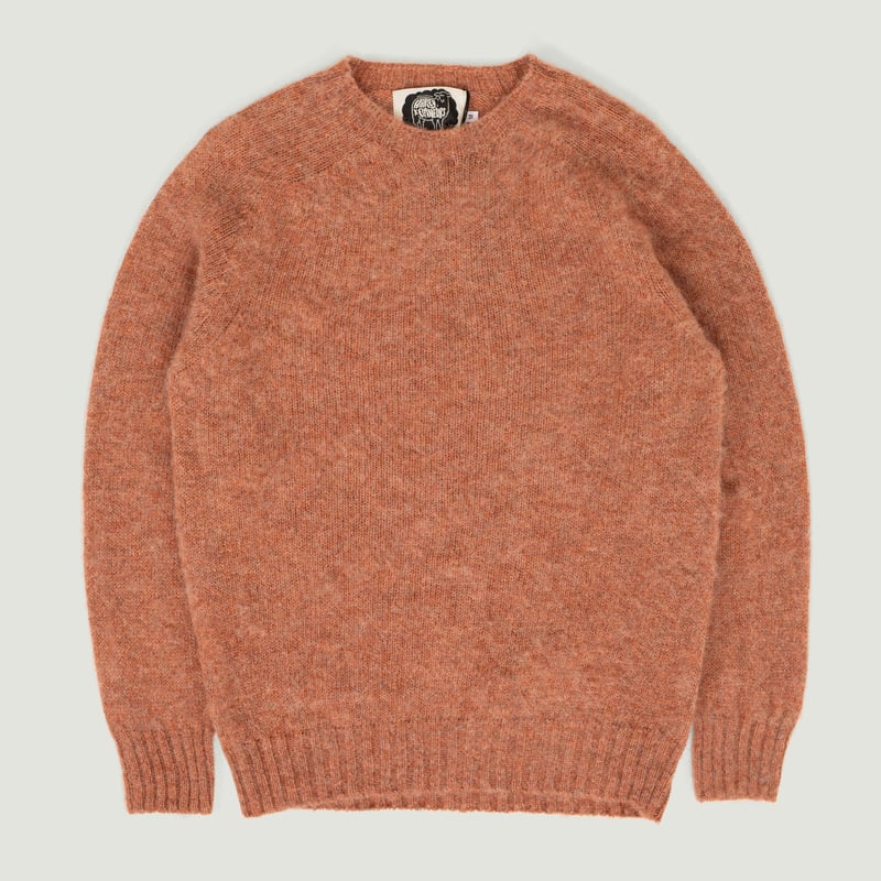 HARLEY OF SCOTLAND X FLANEURS / Shaggy Crew Neck in Sandalwood