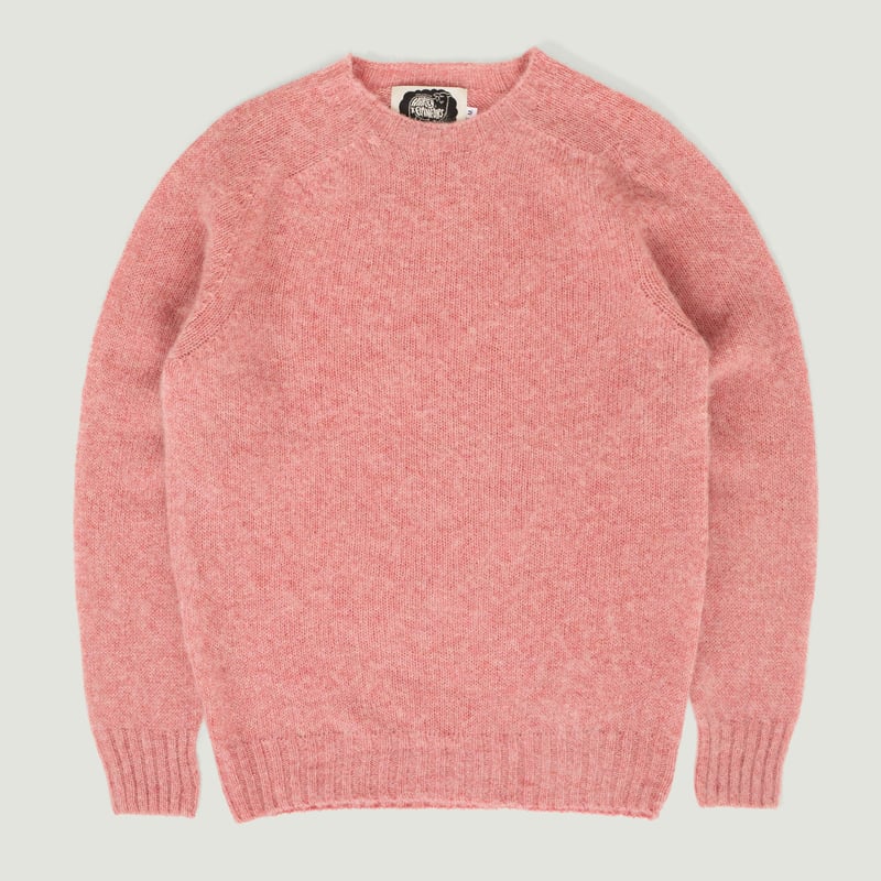 HARLEY OF SCOTLAND X FLANEURS / Shaggy Crew Neck in Sea Pink