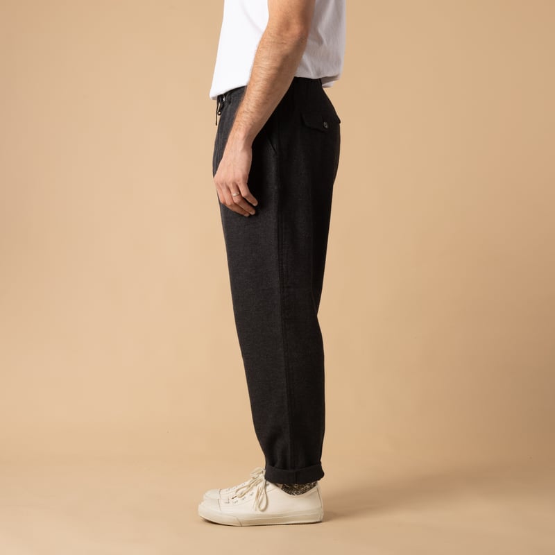 Veta Upcycled Cotton Pleated Track Pant Charcoal