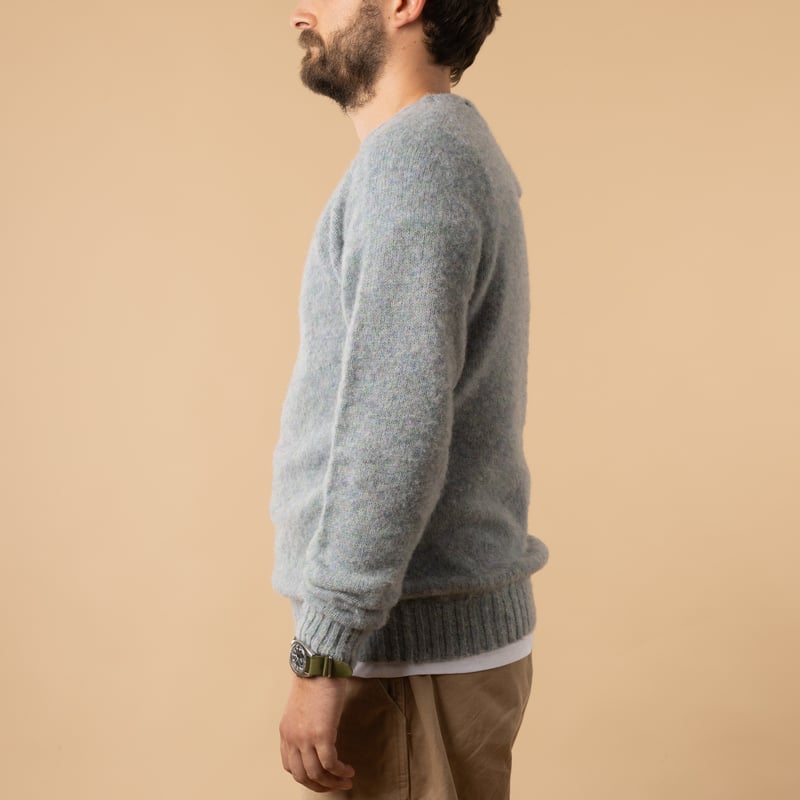 pull col rond HARLEY OF SCOTLAND Shaggy Sea Pearl de côté