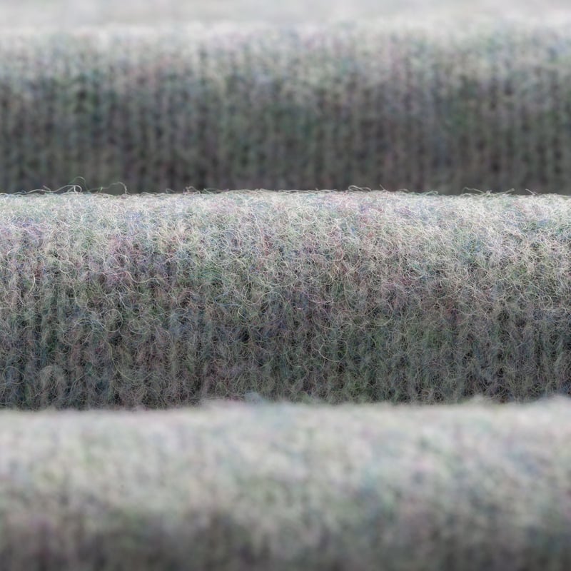 HARLEY OF SCOTLAND pull Shaggy Crew Neck Sea Pearl flâneurs-closeup