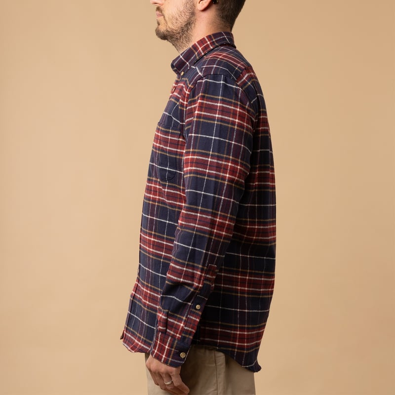 Chemise en coton PORTUGUESE FLANNEL Station Shirt de profil