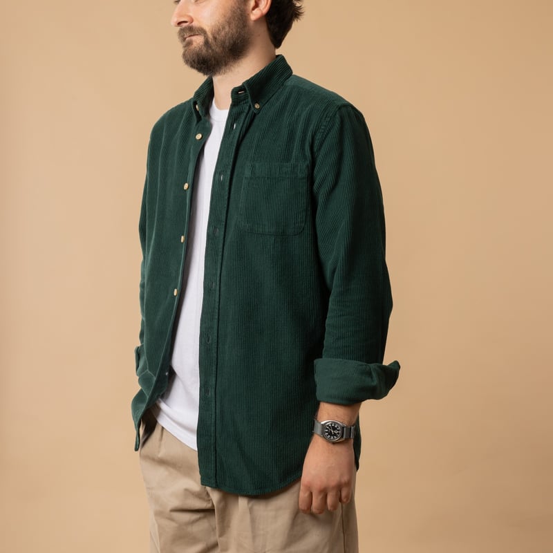 PORTUGUESE FLANNEL Lobo corduroy shirt in Green, open front.