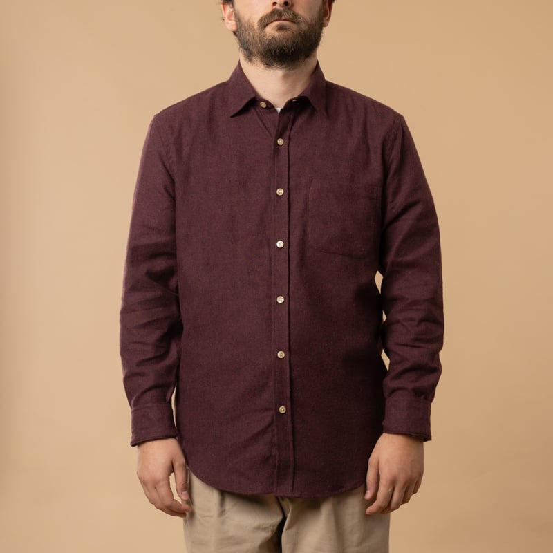 Portuguese Flannel Teca Shirt in Bordeaux color, front closed cotton shirt.