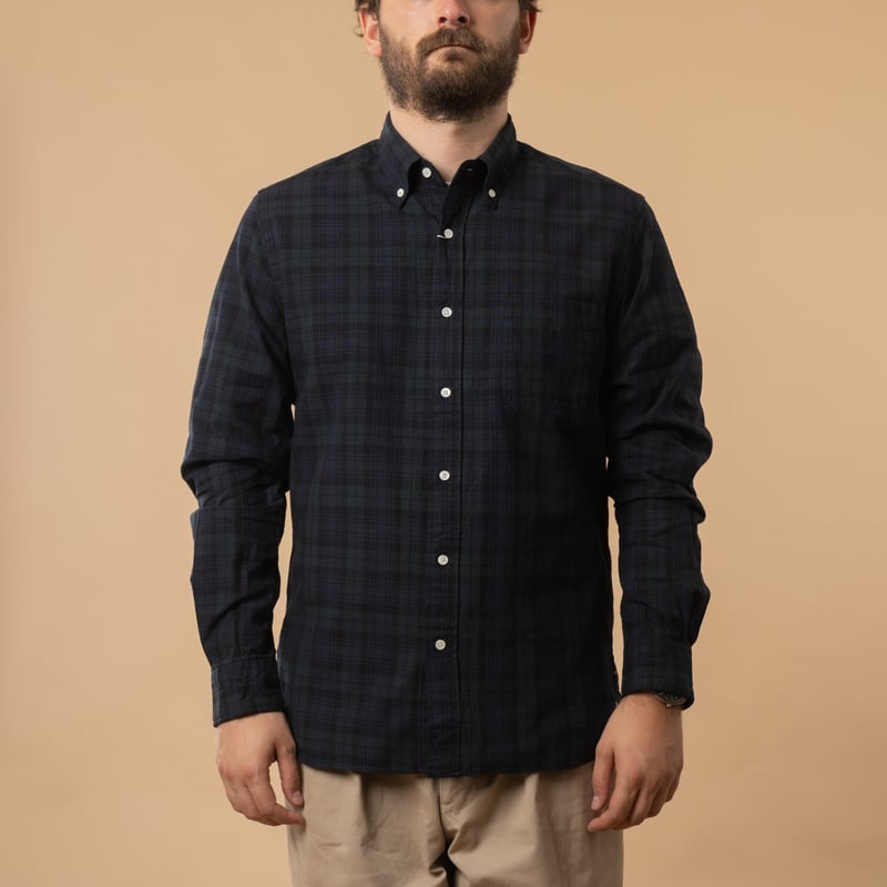 BEAMS PLUS cotton shirt / BD Oxford Shirt Indigo tartan Black Watch, front closed