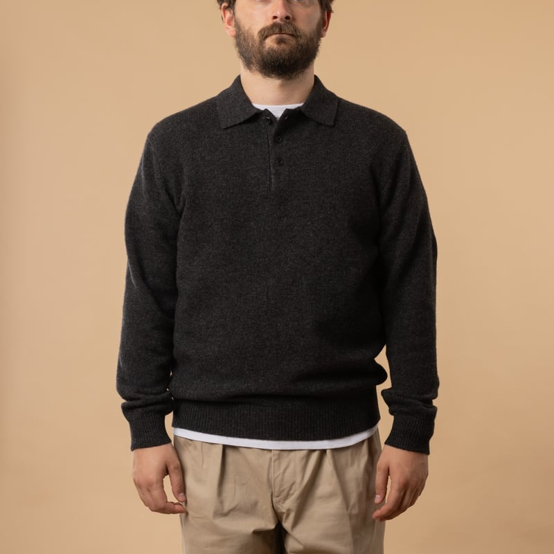 BEAMS PLUS Knit Polo 9G long-sleeve wool sweater in Charcoal, front view