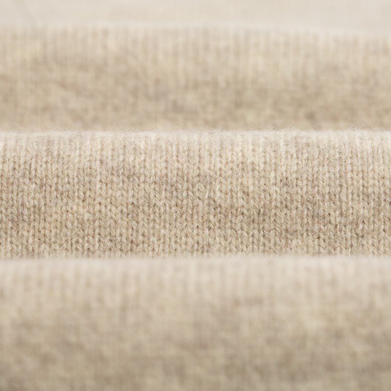 Beams Plus FW24 Flâneurs-Knit Polo Collar Sweater 9G Beige Closeup