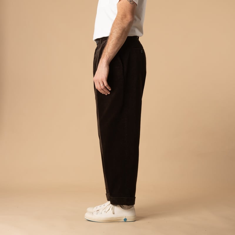 2 Pleats Corduroy Trousers Dark Brown