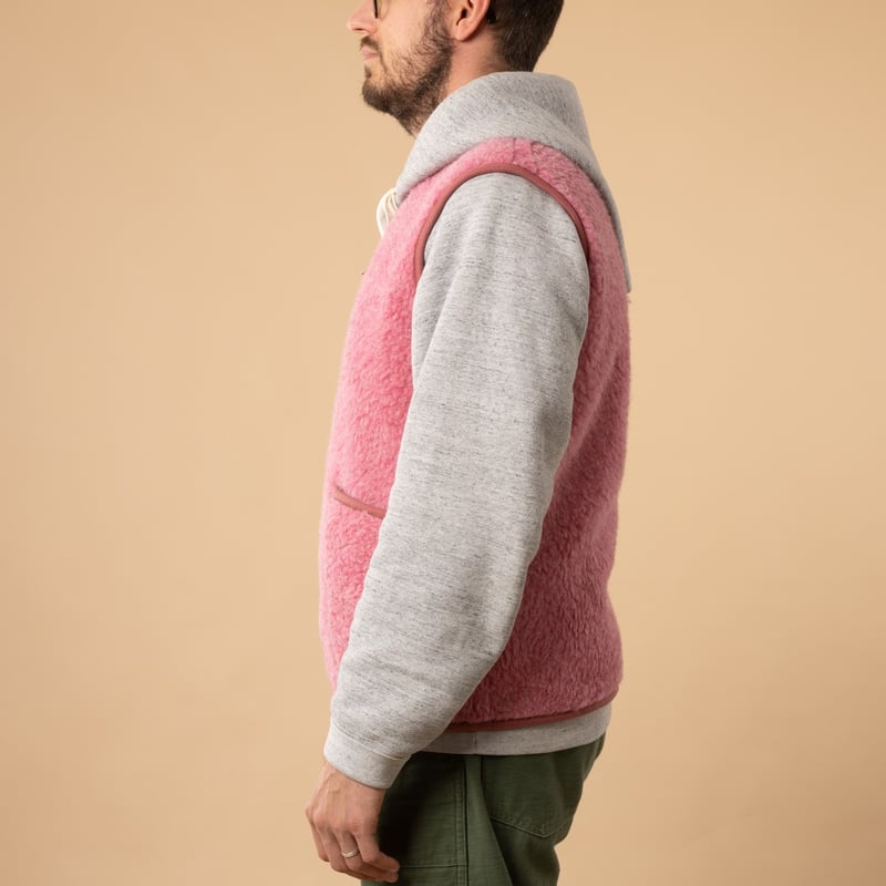 flâneurs-COLDBREAKER-sleeveless wool jacket-Pepitko Vest Pink profile view
