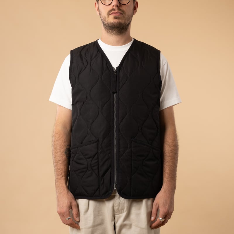 Taion-flâneurs-veste-sans-manche-Unisex-Military-Zip-V-Neck-Down-Vest-Black-de-face