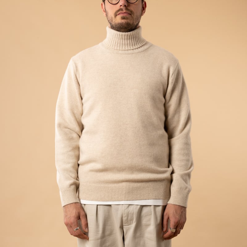 flâneurs-MOONCASTLE-Sweater Wool-Cashmere Turtleneck Natural-front