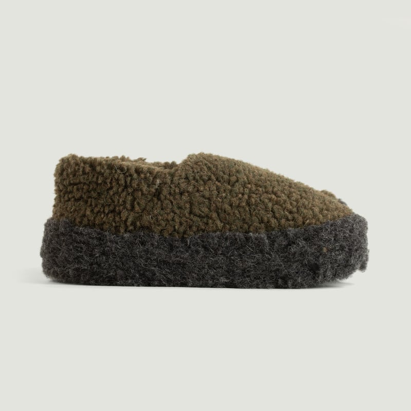 Vignettes-flâneurs-chaussons-COLDBREAKER-Siberian-Slippers-Khaki et Black