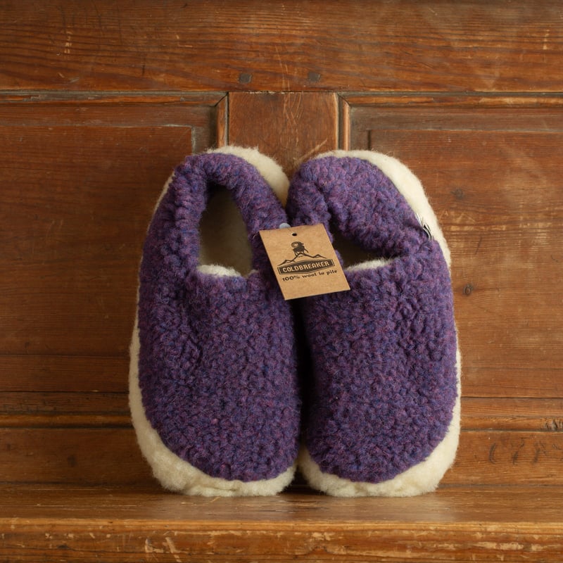 photo flâneurs-chaussons-COLDBREAKER-Siberian-Slippers-viloet front