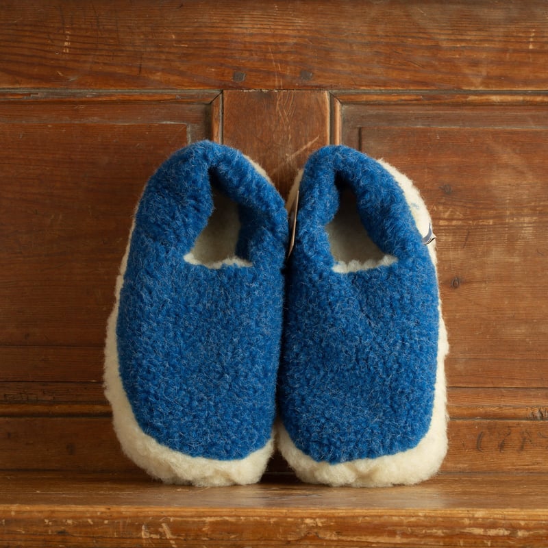 photo flâneurs-chaussons-COLDBREAKER-Siberian-Slippers-deep blue front