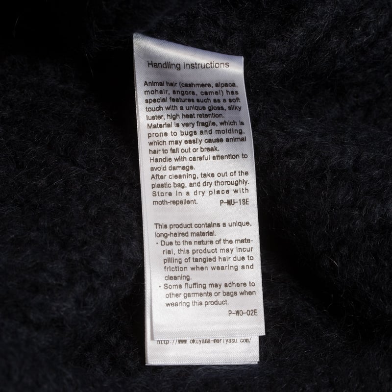 care-label-large-round-neck-BATONER-Nordic-Mohair-Turtle-Neck