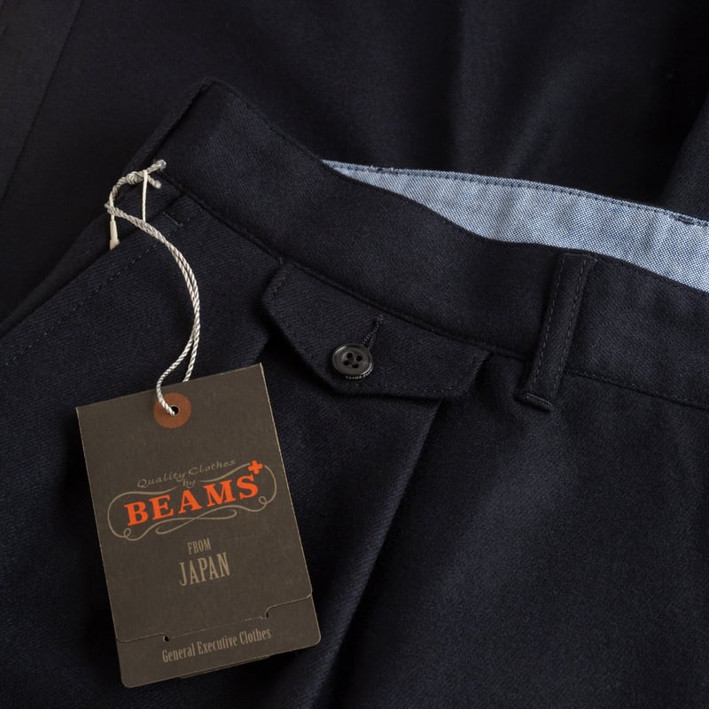 détail-flâneurs--BEAMS-PLUS-2-Pleats-Tapered-Flannel-Navy