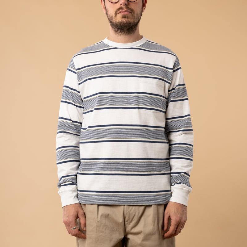 BEAMS PLUS / Pocket Tee Wide Stripe Off White_de face