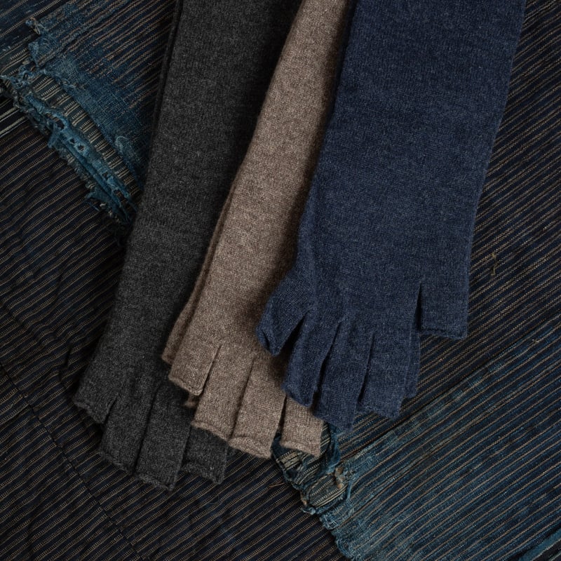 détail-flaneurs-NISHIGUCHI-KUTSUSHITA-Wool-100%-Arm-Warmers