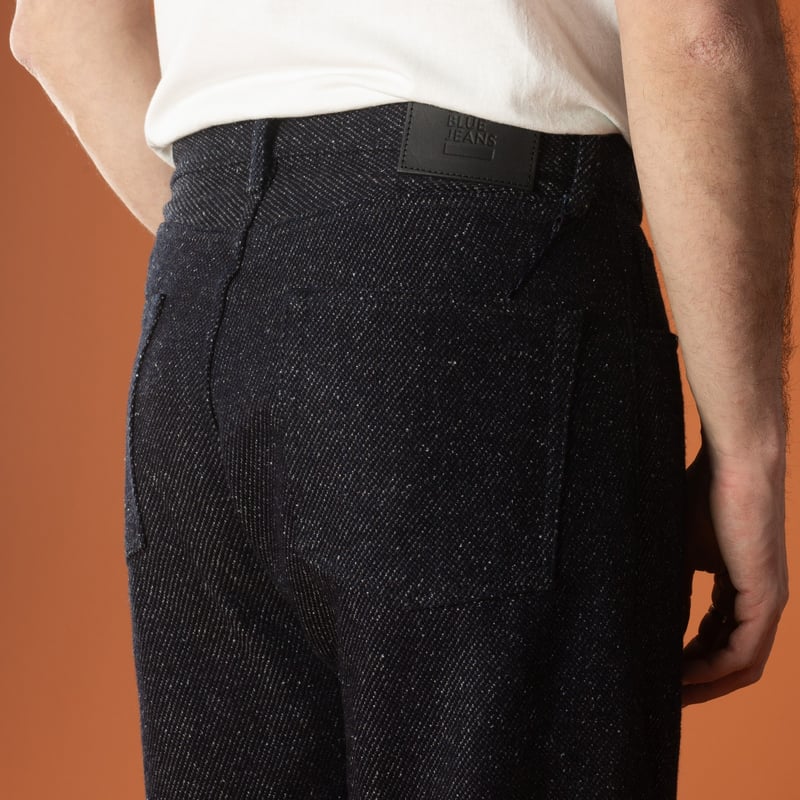 back-detail-flâneurs-JAPAN-BLUE-JEANS-Tweed-Denim-Wide-Tapered-5P-Trousers