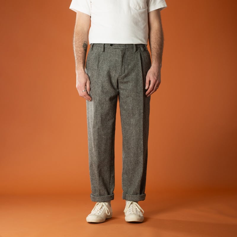 Front-1-Wanderers-PORTUGUESE FLANNEL-Wool Herringbone Trousers-Grey