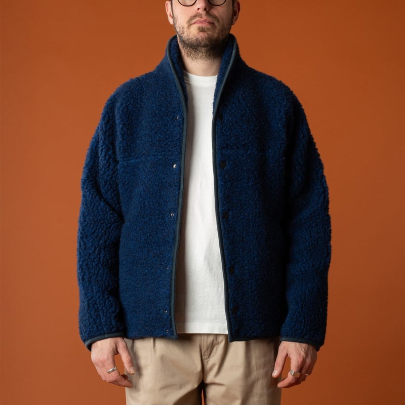 image-portée-de-face-Colbreaker-x-Flâneurs-ultramarine-fleece-wool-pile-1