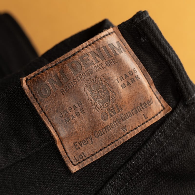 ONI DENIM / 622ZR-BKBK 20oz "Secret Black Denim" Regular Straight_détail-patch-en-cuir