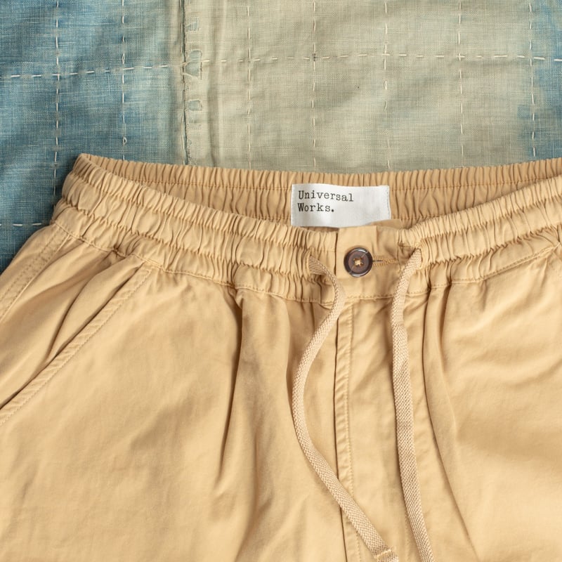 image flâneurs UNIVERSAL WORKS Hi Water Trouser Summer Canvas Dark Sand détail string