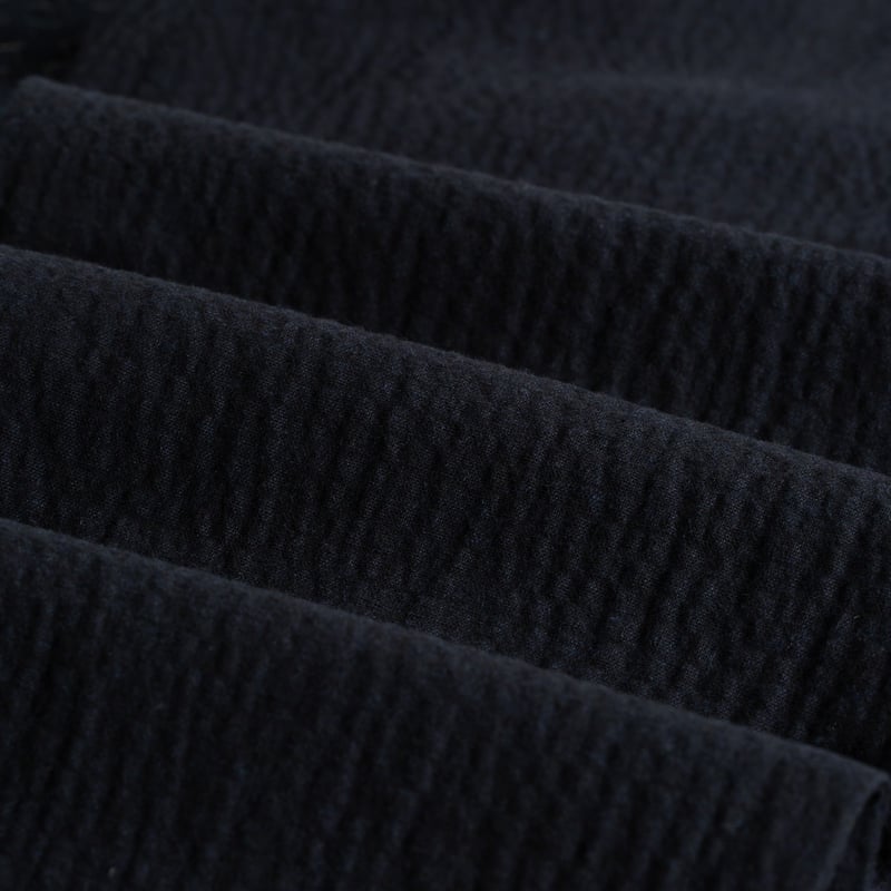 image flâneurs UNIVERSAL WORKS Military Chino Ospina Cotton Dark Navy détail seersucker
