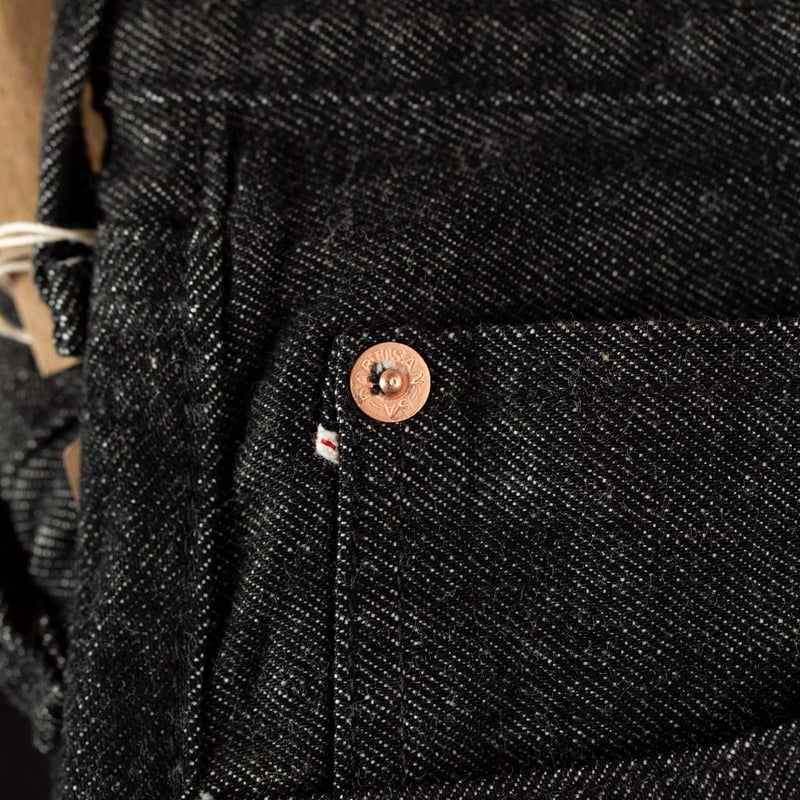 image détail rivet coin pocket flâneurs STUDIO D'ARTISAN 13oz Black Selvedge Denim