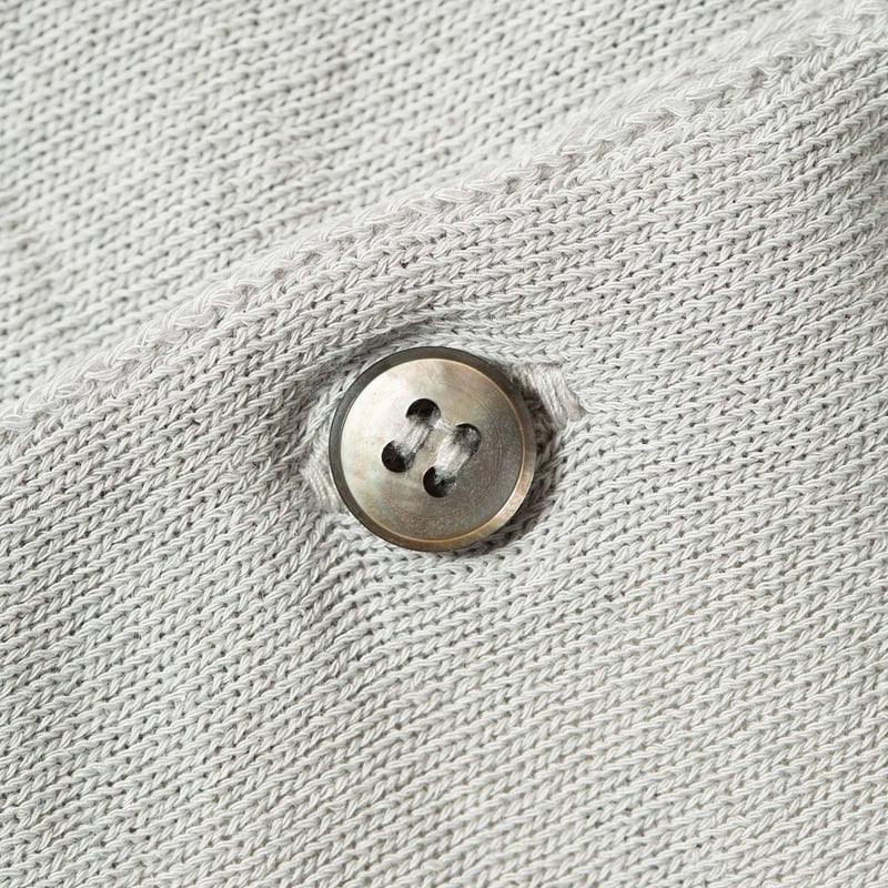 Image_Flâneurs_MOONCASTLE / Polo Ice Cotton Manches Courtes Light Gray_détail_bouton