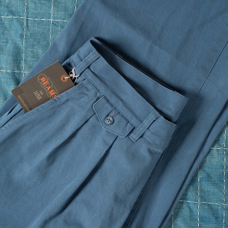 image flâneurs BEAMS PLUS 2 Pleats Trousers Long Twill Bio Washed Sax