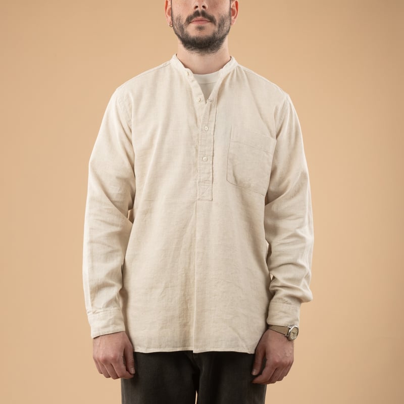 flâneurs BEAMS PLUS Band Collar Pullover Herringbone Natural_de-face_alt