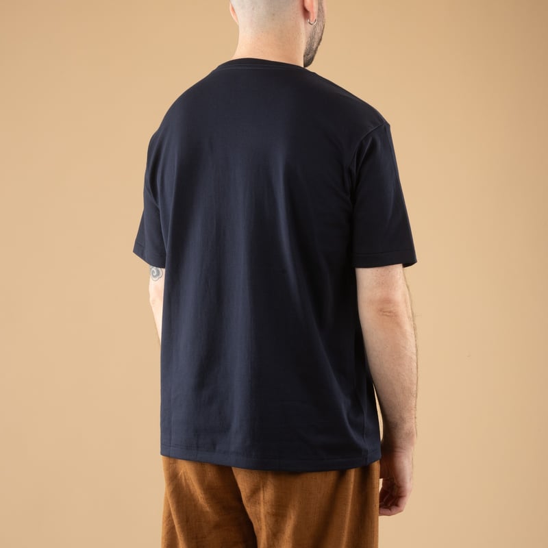 Image-Flâneurs_	BATONER / Royal Organic Cotton T-Shirt Navy_de-dos