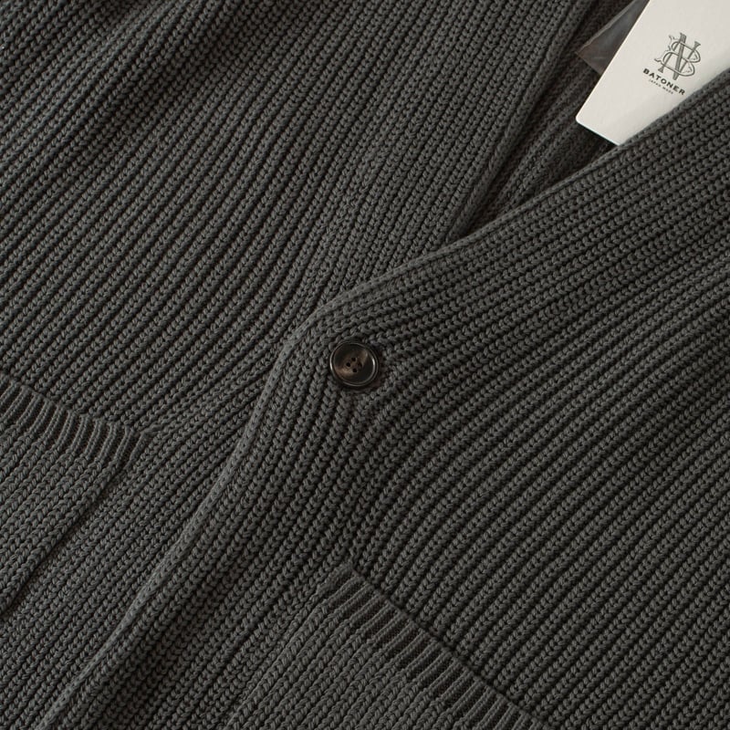 images détails bouton flâneurs  BATONER  Signature Waso Cardigan Dark Gray (2)