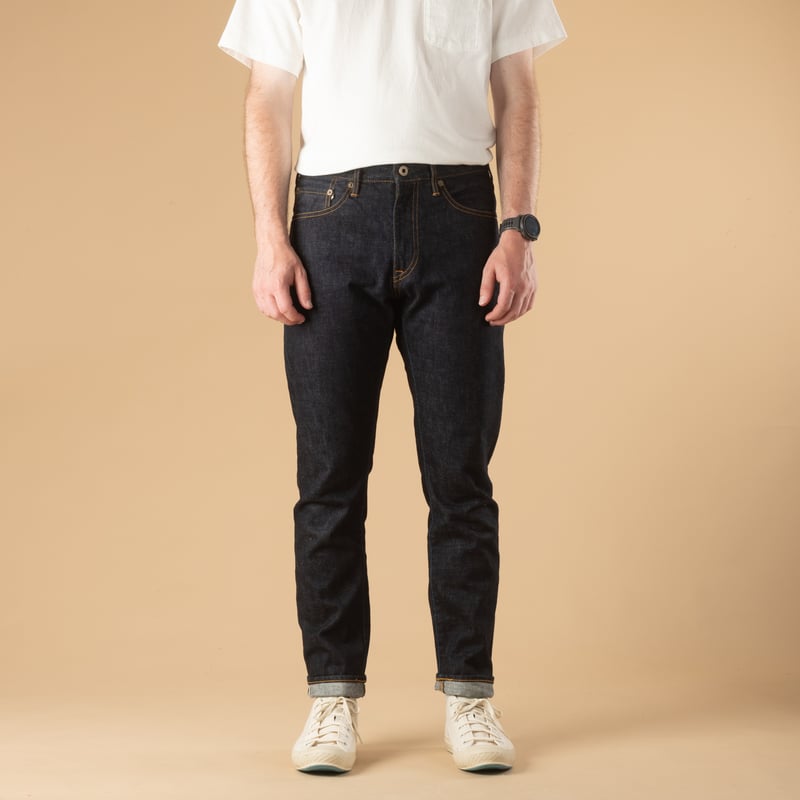 Image-Flâneurs_JAPAN BLUE JEANS / J201 Tapered Fit 14,8oz_de-face