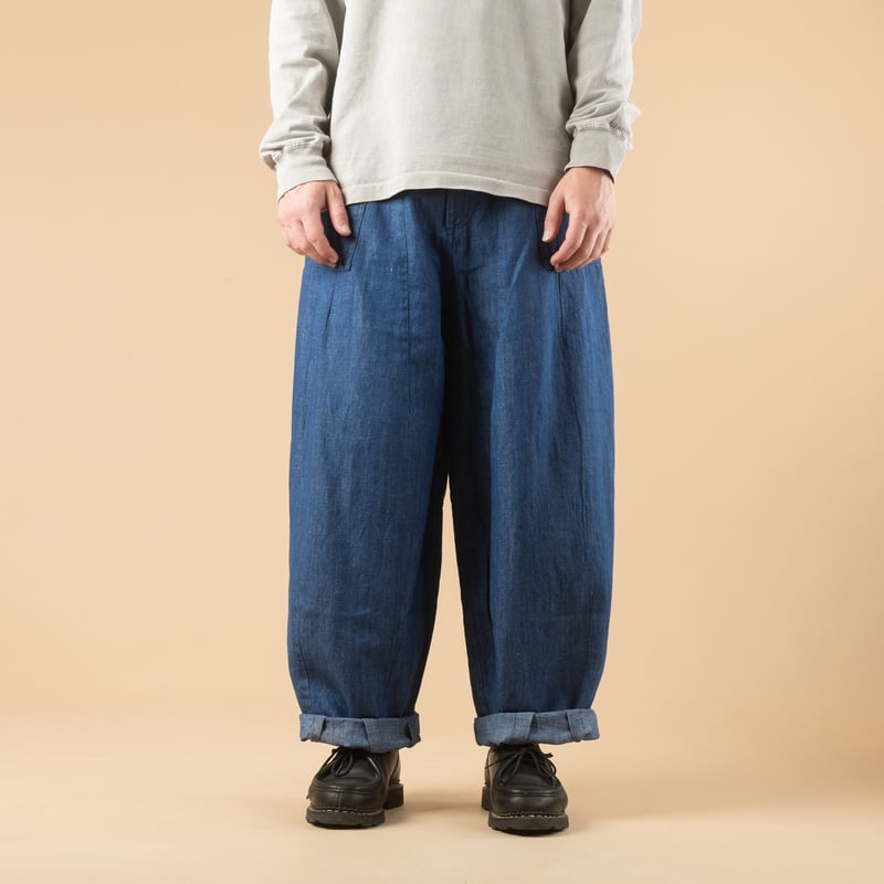 image porté de face flâneurs FRIZMWORKS Denim Balloon Pants Blue (3)