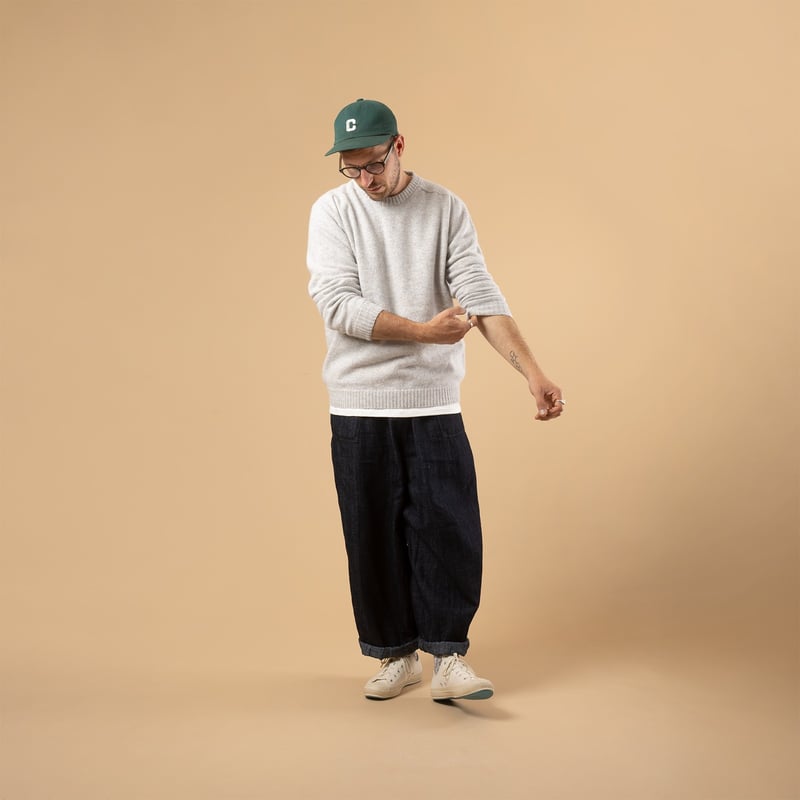 Nitto X Flaneurs pull Bedros en geelongora couleur Quartz silhouette 1