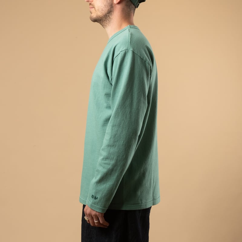 Image-Flâneurs_DUBBLE WORKS / Heavyweight Long Sleeve Tee Emerald_de-profil