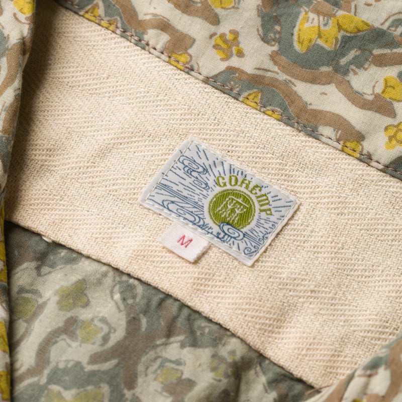 Image-Flâneurs_GOHEMP / Open Mind Shirt Gray_détail-col