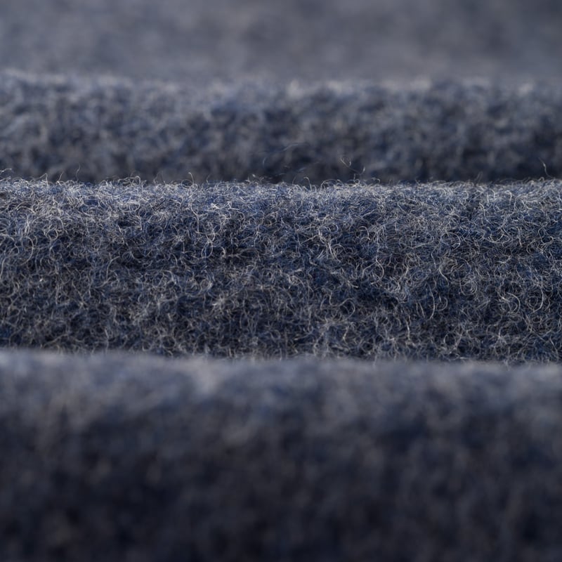 Image-Flâneurs_Universal Works_Wool Fleece Zip Waistcoat Slate-Blue_detail-1