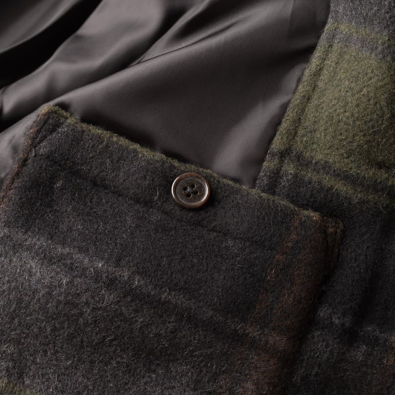 Image-Flâneurs_UNIVERSAL WORKS / Berlin Wool Check Wayfarer Jacket Black/Brown_detail-1
