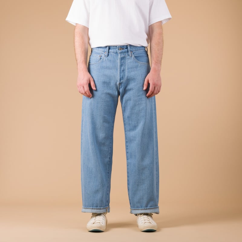 ONI DENIM 222-Kiraku-BB 12oz Super Wide Straight Bio Bleach Denim de face