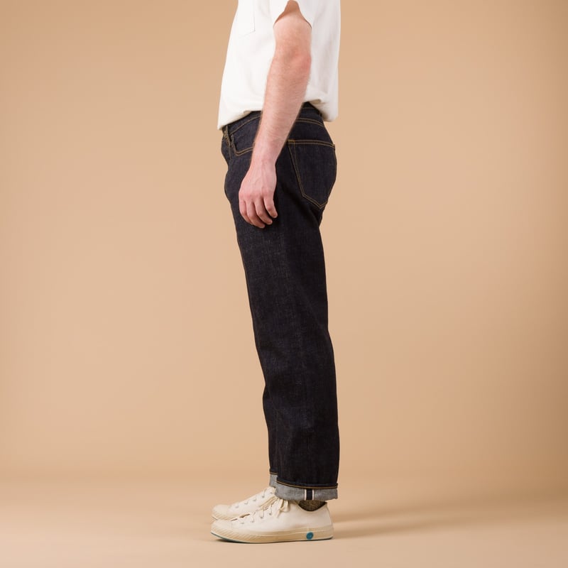 Image-Flâneurs_JAPAN BLUE JEANS / J427 Classic Straight Fit 17oz_de-profil