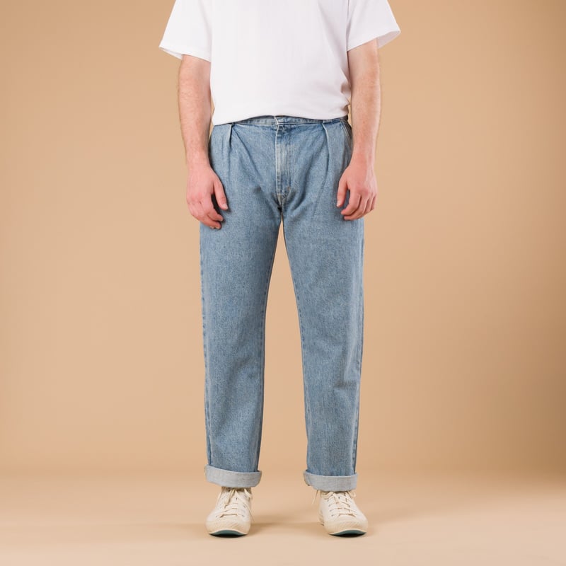 Image-Flâneurs_JAPAN BLUE JEANS / 13oz Denim Tuck Pants Fade Wash Indigo_de-face