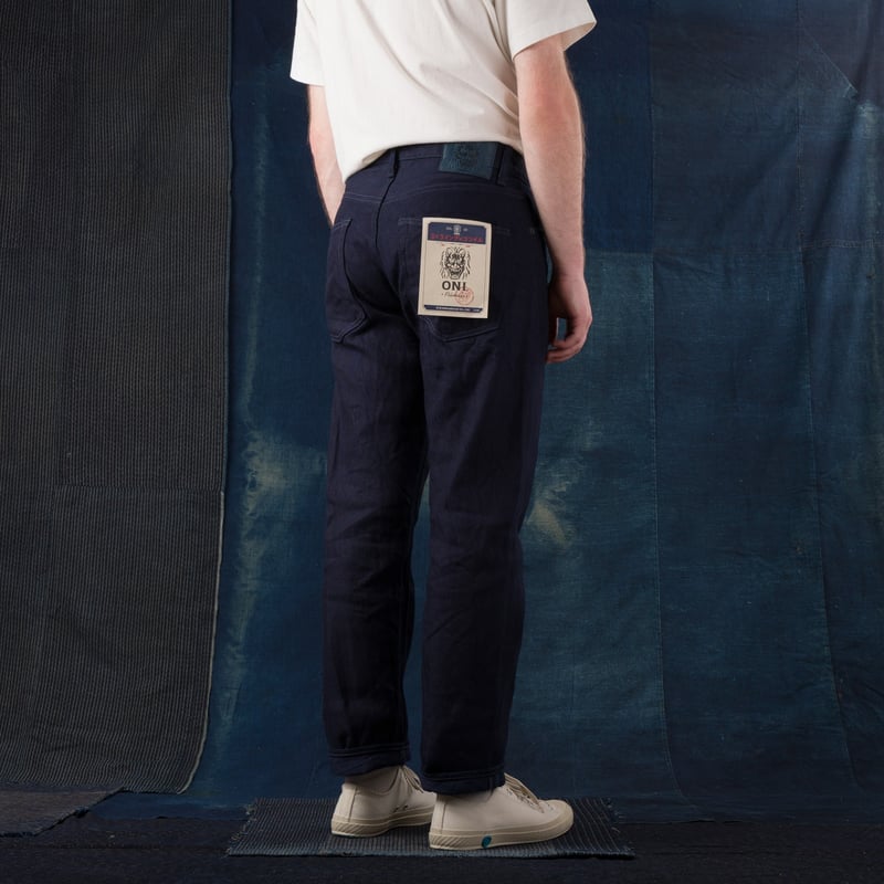 collaboration oni x flaneurs one wash 246 tight straight de dos