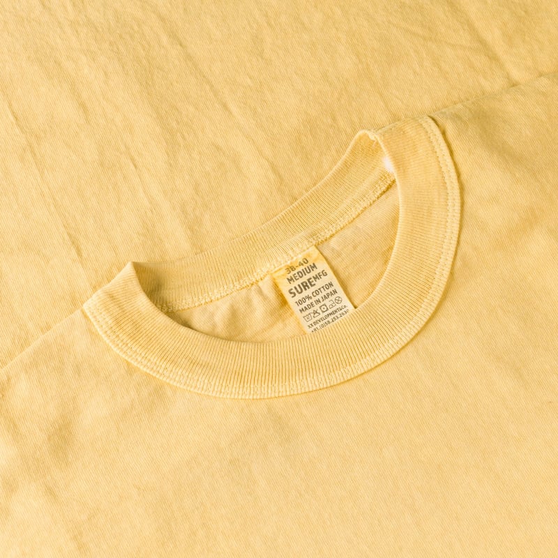Image-Flâneurs_XX DEVELOPMENT / "SURE MFG" 7,5oz Pocket S/S Tee Mello Yello_detail-1