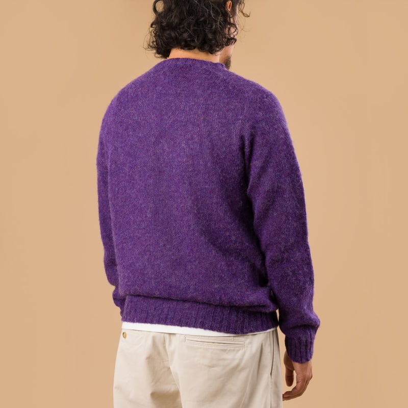 image portée de dos pull HARLEY OF SCOTLAND X FLANEURS shaggy Crew Neck Rave
