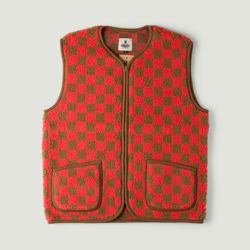 Image-Flâneurs_Coldbreaker-Pepitco Vest Ultralight Coral/Camello_Vignette